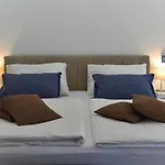 Novem * Zadar