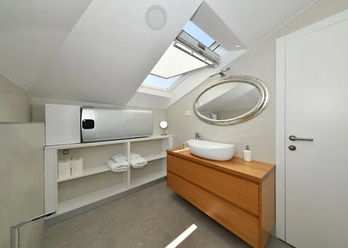 Novem Apartment