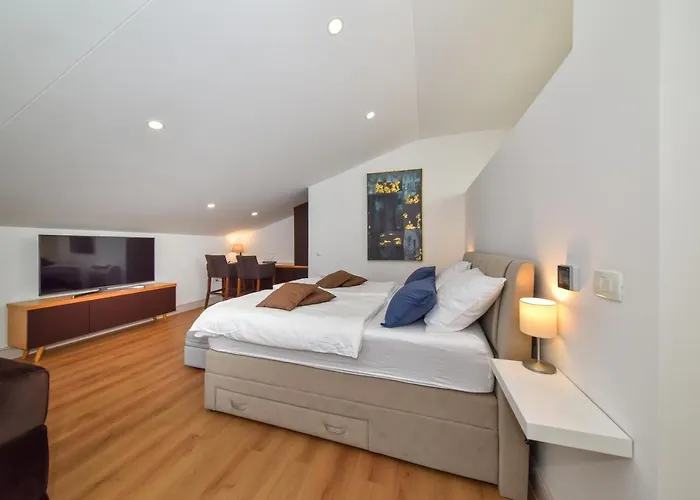 Apartment Novem *